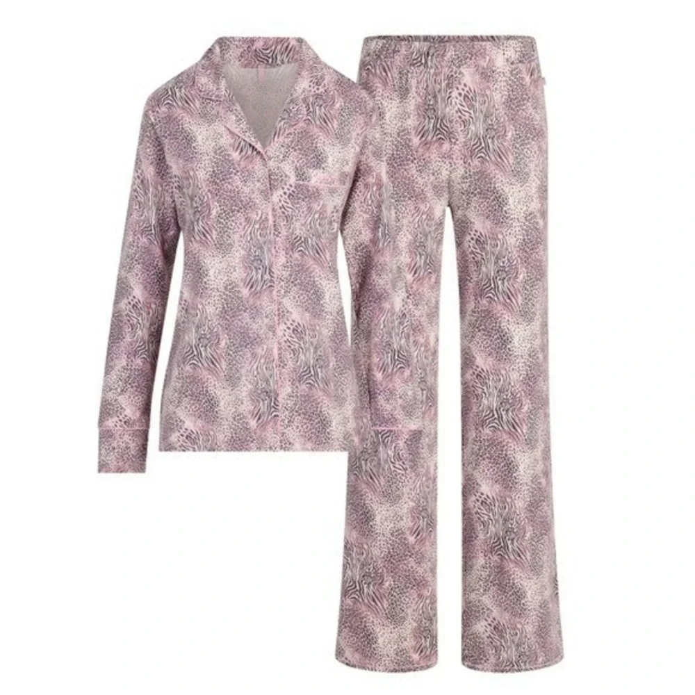 SKIMS SLEEP PJS‎ LONG SLEEVE BUTTON UP PAJAMA SET BLOOM ANIMAL NWT SIZE MEDIUM